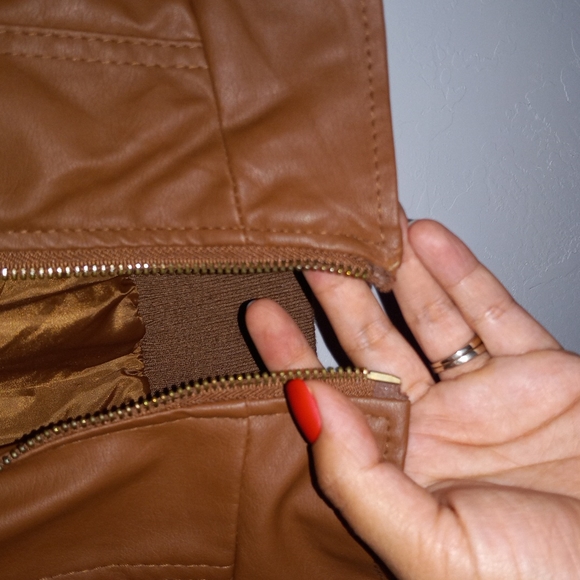 Brown jacket - Picture 5 of 5